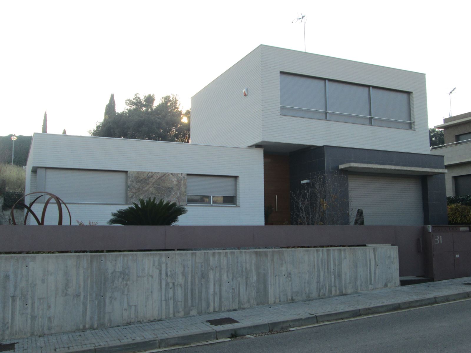 HABITATGE UNIFAMILIAR AÏLLAT A CAN GURGUI (CANOVELLES) ANY 2006